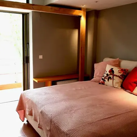 Elegantly Designed Day Bed Lägenhet *